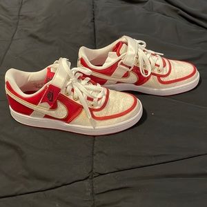 Nike Air Force valentines limited edition
